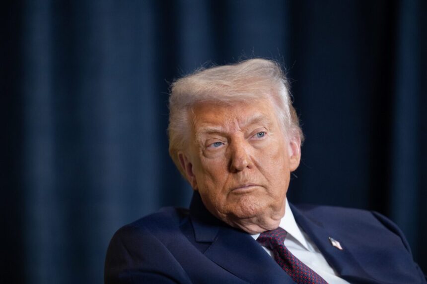 boala de care sufera donald trump ce este insuficienta venoasa cronica video 69a5a183335da