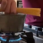 ce faci daca nu incap spaghetele in oala micul truc pe care orice italian il stie 69a6aca9c11ab