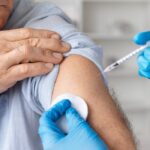 cinci vaccinuri gratuite pentru adulti si varstnici care pot preveni boli grave dupa 60 de ani nepotii nostri aduc multe viroze si boli din comunitate 69cb88f22de29