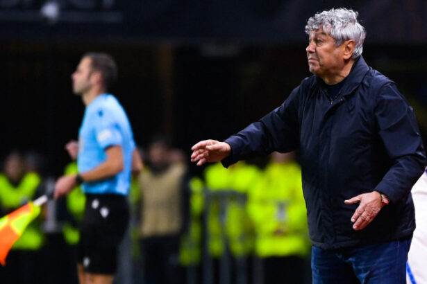 cine va conduce nationala la meciul cu slovacia in locul lui mircea lucescu anuntul frf 69c976bbef7d3