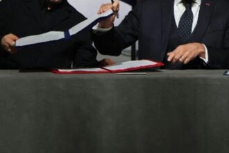 consilierii lui macron pentru pacea in ucraina trimisi la plimbare de rusi ne pare rau dar nu duceti va naibii 69b6fd1439f64