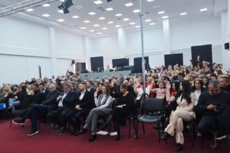 constanta printre filialele psd care ii transmit lui grindeanu ca nu l mai vor premier pe bolojan 69c7e84c55de8