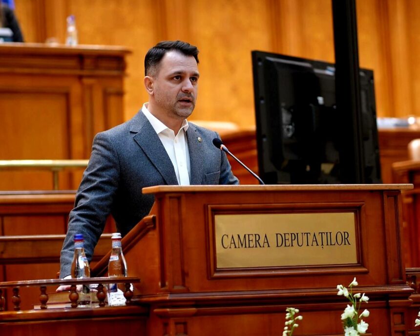crusoveanu pnl psd practica un dublu joc periculos accepta masuri in guvern apoi le saboteaza din culise un arsenal de scheme pentru calcule marunte si salvare politica 69bc1dd40d558