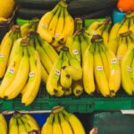 cum sa pastrezi bananele proaspete saptamani intregi fara sa se innegreasca trucul care chiar functioneaza 69bd6a9e96f77
