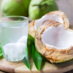 de ce sa nu bei apa de cocos niciodata direct din fruct avertismentul medicilor poate fi letala 69c6921a16a3c