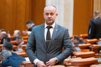 deputatul hristu aur sustine modificarea legii pentru integrarea usoara in campul muncii a persoanelor cu invaliditate de grad i si ii 69a82dd95a648