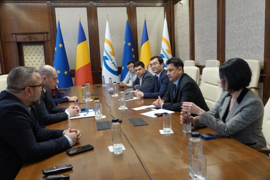 diversificare a rutelor de transport ambasadorul uzbekistanului vrea o noua cale catre europa prin portul constanta 69cbb2fc8c873