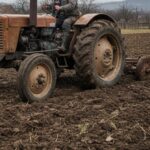 fermierii primesc ajutor de stat se acorda subventii pentru motorina in agricultura 69bd1b1acd773