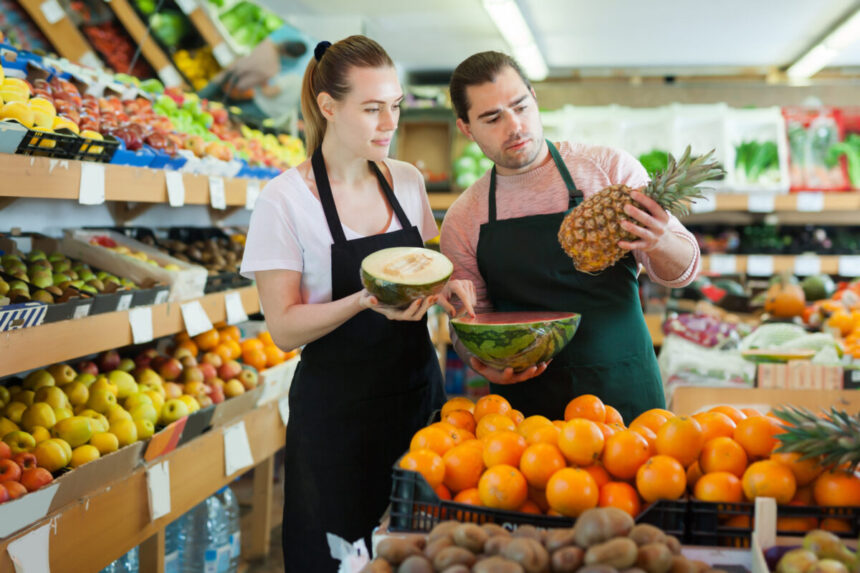 fructul pe care nu ar trebui sa l cumperi niciodata deja taiat pare sanatos dar poate ascunde riscuri serioase 69bffa9bab282
