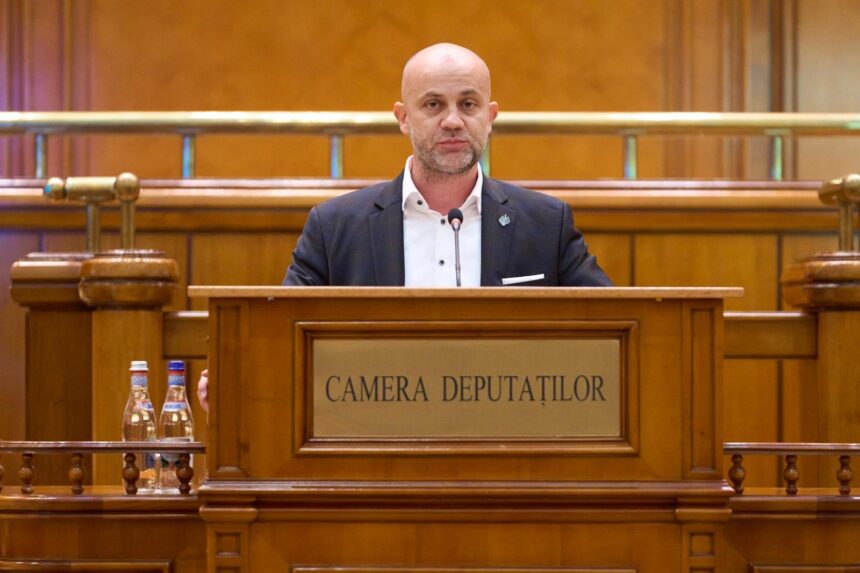 hristu aur critica lipsa transparentei in votul parlamentului pe utilizarea bazei kogalniceanu de catre armata sua nu giram o decizie atat de importanta fara explicatii c 69b442e06414b