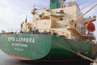 incident in portul constanta nava de transport s a ciocnit cu o macara plutitoare o barca scufundata 69b7c6d466743