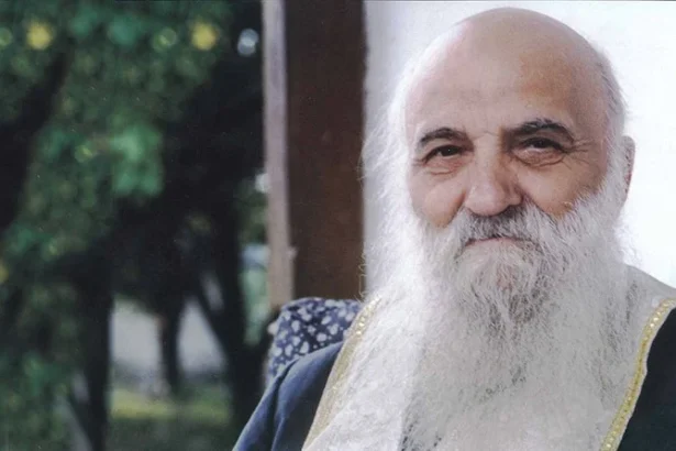 parintele ilarion argatu avertizeaza semnele care arata ca o persoana face vraji si cum se pot apara credinciosii 69aeacea3e4fe