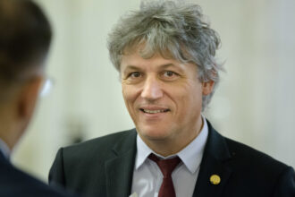 sabii pe masa in psd constanta liviu brailoiu si a depus candidatura pentru presedintia organizatiei judetene 69b146f400099