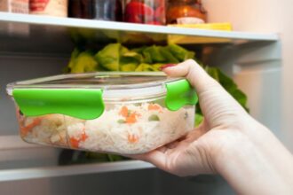 se mai poate manca pilaful cu ciuperci daca a stat 5 zile in frigider care este termenul limita de fapt 69c92c087f6c7