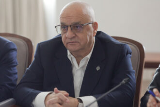 stroe psd initiativa in parlament ofiterii sie sa primeasca atributii de cercetare penala in dosarele in care sunt implicate cadrele institutiei 69a8447ae0c41