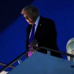 trump a primit informari foarte ingrijoratoare de la serviciile secrete regimul iranian supravietuieste atacurilor si ramane intact garzile revolutionare i au lasat pe americani fa 69bae82959587