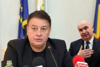 un an de promisiuni zero rezultate bolojan si reforma care nu exista la consiliul judetean constanta inclusiv subordonate toti bugetarii raman pe loc 69ca581e011c5