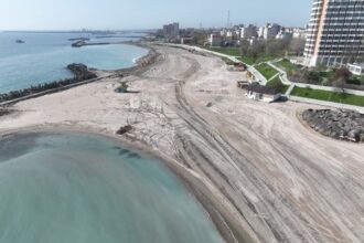 102 subsectoare de plaja din mamaia pana in vama veche scoase la licitatie abadl preturile de pornire difera in functie de suprafata categorie si functia sectorului 69ce7705c2be9