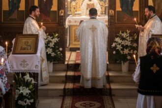 a inceput saptamana luminata un timp al bucuriei al reinnoirii sufletesti si al unei randuieli liturgice aparte 69dc8fce233b2