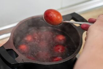 ai vopsit prea multe oua de paste iata ce poti face cu ele ca sa nu se strice 69dd09ab49eb2