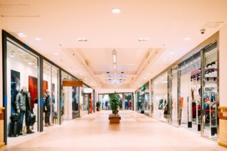 cum functioneaza mall urile din bucuresti de paste 2026 surprize pentru clienti 69d9e8189af44