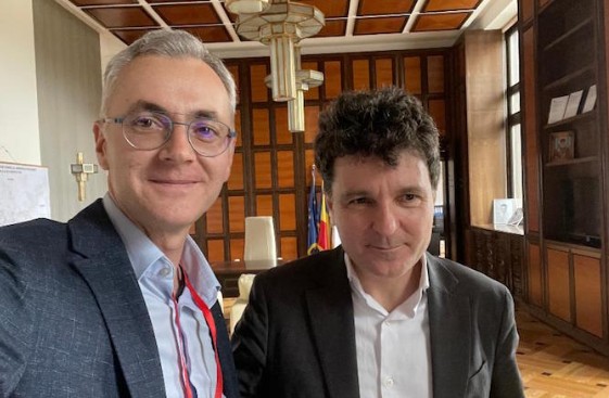 dupa mai bine de un deceniu in care i a fost alaturi stelian ion usr renunta la diplomatie nu ma mai pot considera un sustinator al lui nicusor dan 69d7a31140419