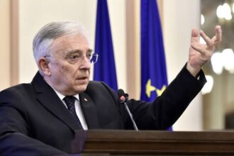 isarescu bnr cere sprijinul politicienilor pentru recuperarea tezaurului de la moscova rusia are istoric pozitiv de restituiri ceea ce lasam mostenire generatiilor urmatoare este respons 69f3078b122f7