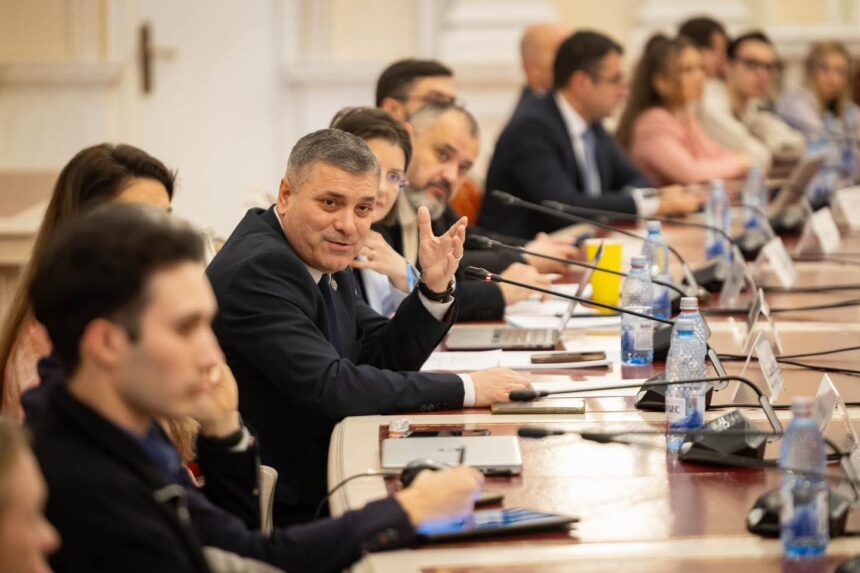 negoi usr constanta le transmite la revedere celor de la psd romania nu isi permite o criza politica creata artificial noi ramanem 69e7918231677