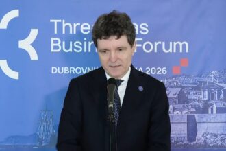 nicusor dan ar vrea guvern minoritar dupa plecarea lui bolojan si nu crede in suspendarea sa anuntata de simion nu este o chestiune serioasa video 69f1d7079d918