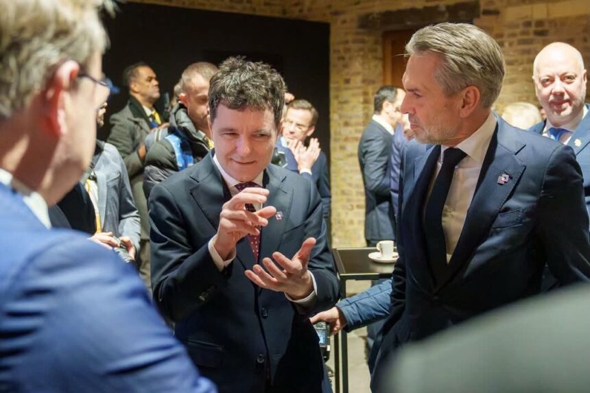 nicusor dan pleaca in croatia la sesiunea speciala a forumului de afaceri al initiativei celor trei mari 69ef916c35ace
