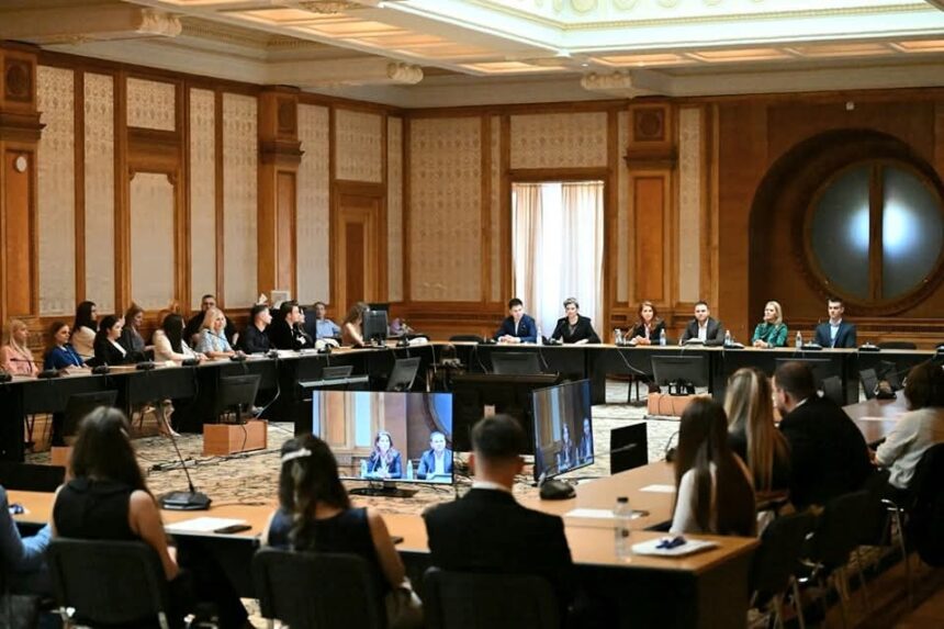 nu ne vindem tara psd a inceput in parlament operatiunea de oprire a vanzarii activelor statului de la companiile profitabile guvernul insista in minciuna 69f1ba977044d