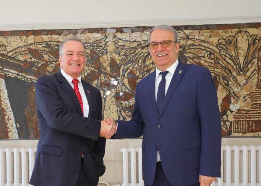 primarul chitac intalnire cu ambasadorul sua la universitatea ovidius dialogul nostru a reconfirmat importanta tot mai mare a regiunii marii negre in actualul context de 69ce77019bb80