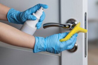 produsele de curatenie pot afecta grav plamanii inhalarea mai periculoasa decat ingerarea 69d7db862c1ad
