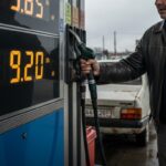 speranta s a evaporat soferii asteptau scaderi dar realitatea e crunta pretul petrolului a scazut cu 15 la pompa preturile nu s au miscat nici macar cu o zecime de ban 69d7ac7e2caa8