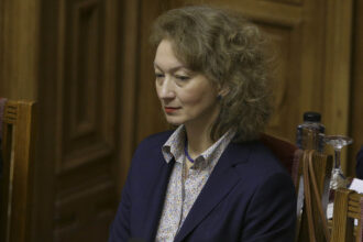 tanasescu sefa ccr spune ca decizia luata cu usile inchise de anulare a alegerilor a fost legala motivele tin de incalcarea drepturilor electorale ale alegatorilor 69e09708d104a