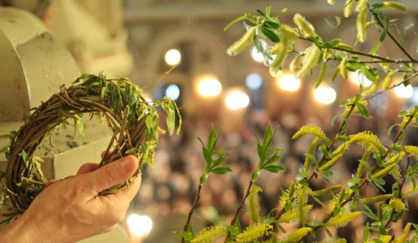 traditii si superstitii de florii 2026 de ce e bine sa pastrezi salcie sfintita in casa 69d1ec597c883