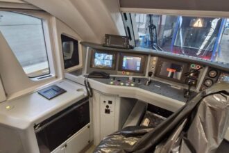 trenuri electrice noi si locomotive pentru legaturi directe spre constanta investitii de peste 250 milioane euro in modernizarea feroviara 69e9eddd479c7