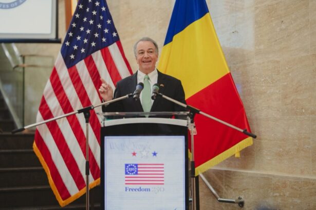 trump i a cerut ambasadorului sua sa colaboreze cu unitatea de operatiuni psihologice a armatei americane pentru a combate problema dezinformarii 69d22dfc8f1b9