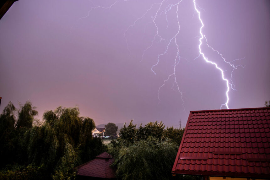 un alt ciclon loveste romania avertizare meteo urmeaza vreme severa cu vijelii puternice si ploi 69ccf6184cfde