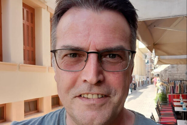 actorul ioan isaiu a murit la varsta de 56 de ani ar fi suferit un infarct 69ff3489854b9