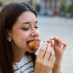 aditivii din alimentele procesate asociati cu riscuri mai mari de cancer si boli cronice intr un studiu amplu 6a155cebcc66c