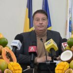am aflat de ce mitroi promite mango proaspat in scolile constantene unde urla foamea fructul pasiunii nu mai era pe stoc 6a0308936fb3a
