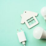 atentie la curentul furat de la vecin ce risti in romania daca folosesti energie electrica fara contract 6a10172aa879a
