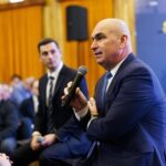 bolojan le a cerut liberalilor sa evacueze incinta functiile publice ocupate de pnl eliberate in masa 69fb8b0f2aeba