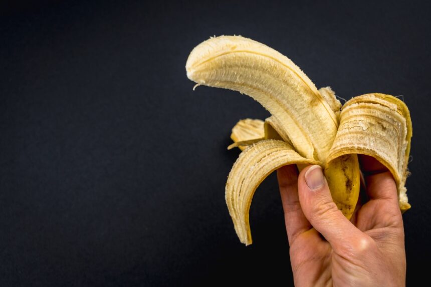 ce sunt firele de pe banane si de ce nu ar trebui sa le mai indepartezi imediat 69fdf6483ab3c