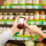 cum citesti corect eticheta alimentelor specialistii explica diferenta dintre termen limita si data optima de consum 69f58029a6859