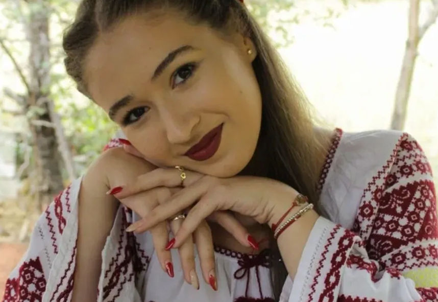 doliu in folclorul romanesc andreea micu a murit la doar 17 ani dupa ce a suferit un avc inainte de a urca pe scena 6a13f3d1c0882