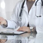 e oficial romanii care nu mai pierd bani la concediul medical masura intra in vigoare de la 1 iunie 2026 6a0dac0d80635
