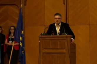 europarlamentarul lazarus si a lansat partid suveranist dreptate si fratie vrea sa fie vocea romanilor care s au saturat de minciuni coruptie si bataie de joc 6a0865ce62f87