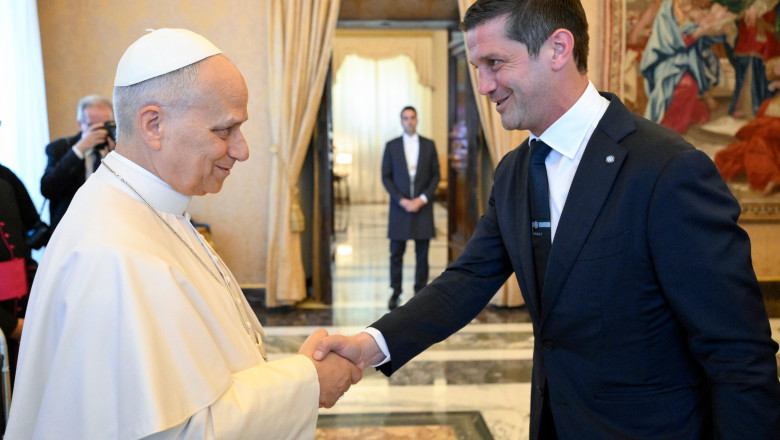 foto cristi chivu si campionii de la inter au fost primiti de papa leon mesajul transmis de suveranul pontif fotbalistilor 69ff475c45bef